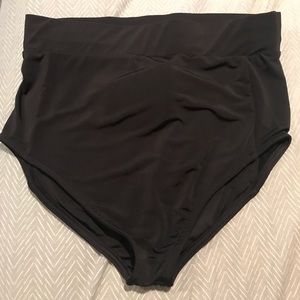 Naked Wardrobe Under Garment/ shapewear